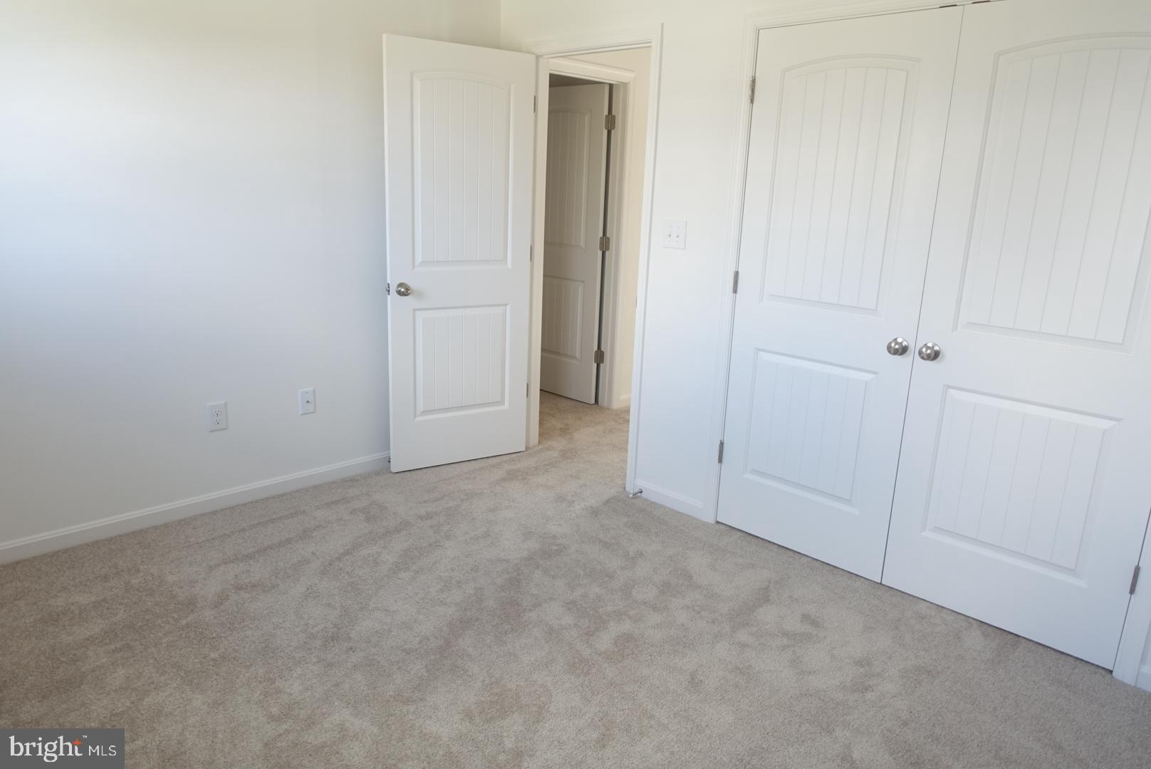 STEEPLE CHASE - Residential