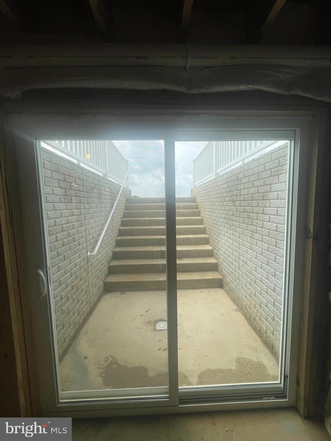 STEEPLE CHASE - Residential