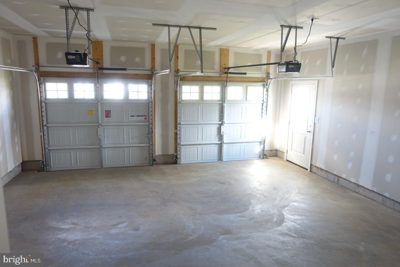 STEEPLE CHASE - Residential