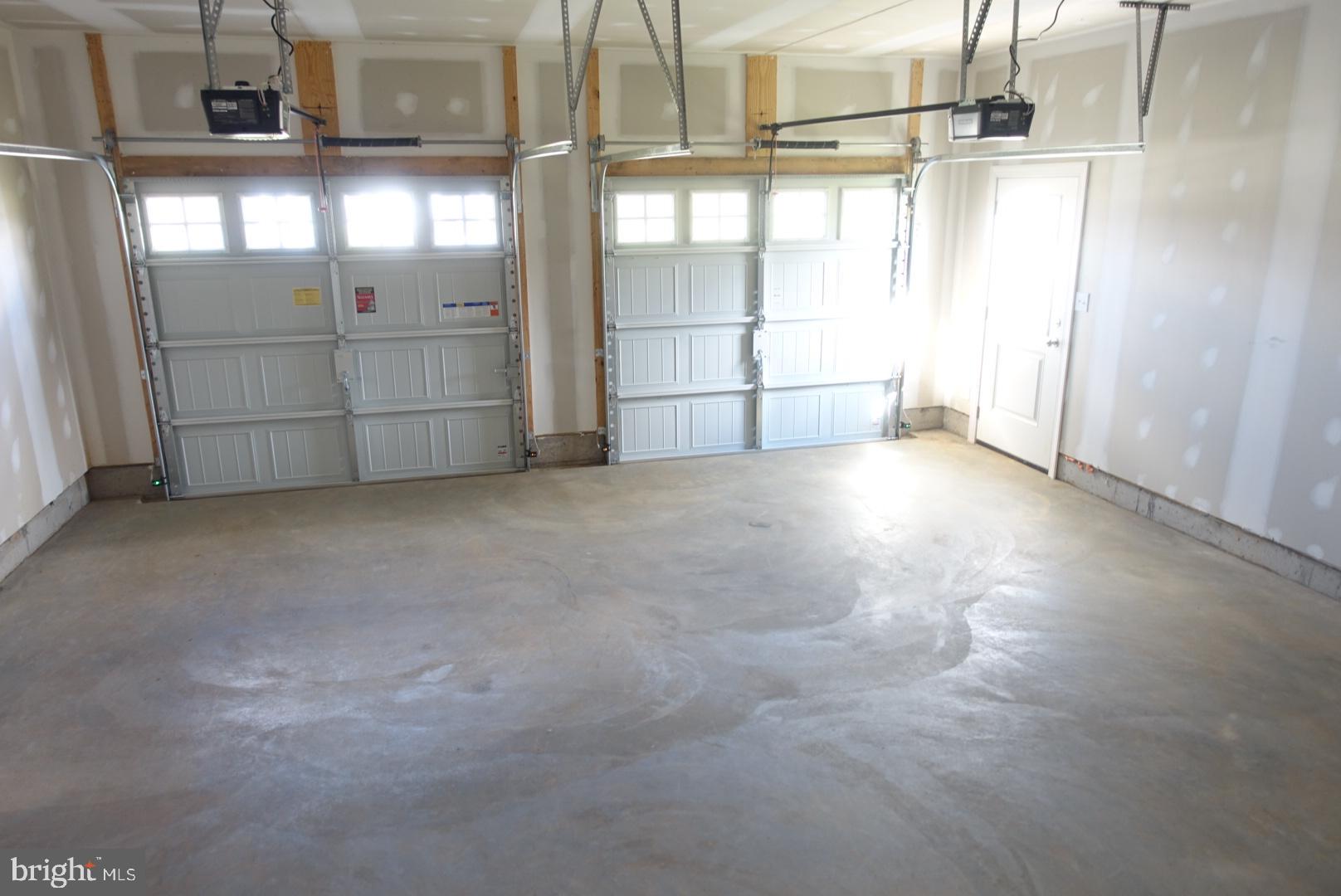 STEEPLE CHASE - Residential