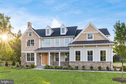16 FARISTON ROAD WAYNE PA 19087