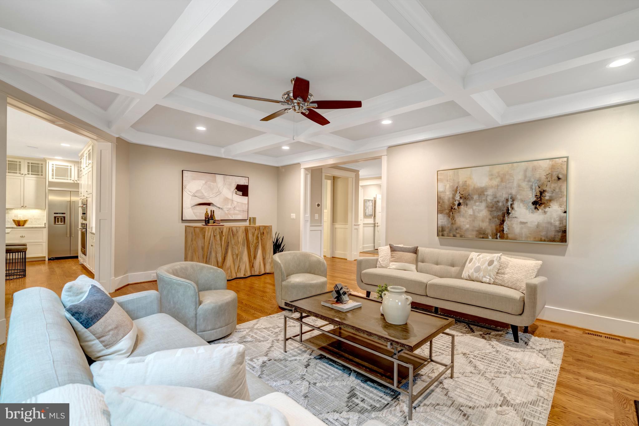 LORCOM GROVE - Residential