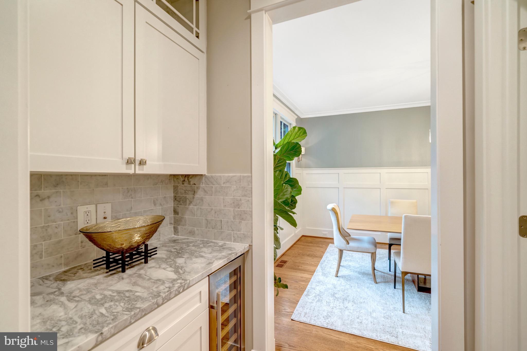 LORCOM GROVE - Residential