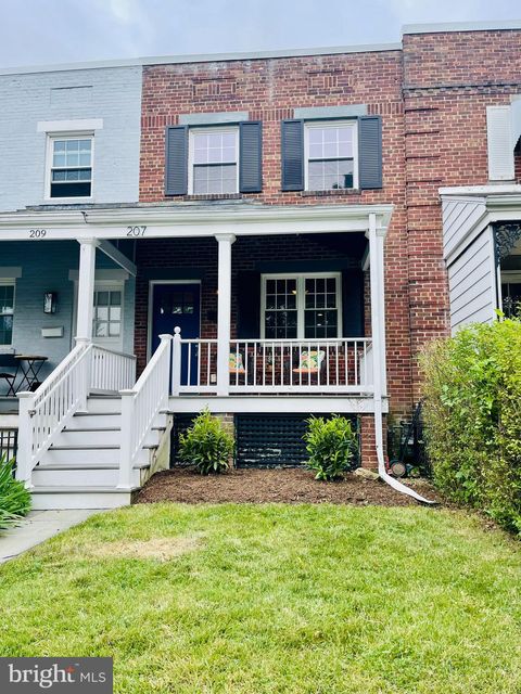 Photo of 207 Evans Lane, ALEXANDRIA, VA 22305 (MLS # VAAX2061028)