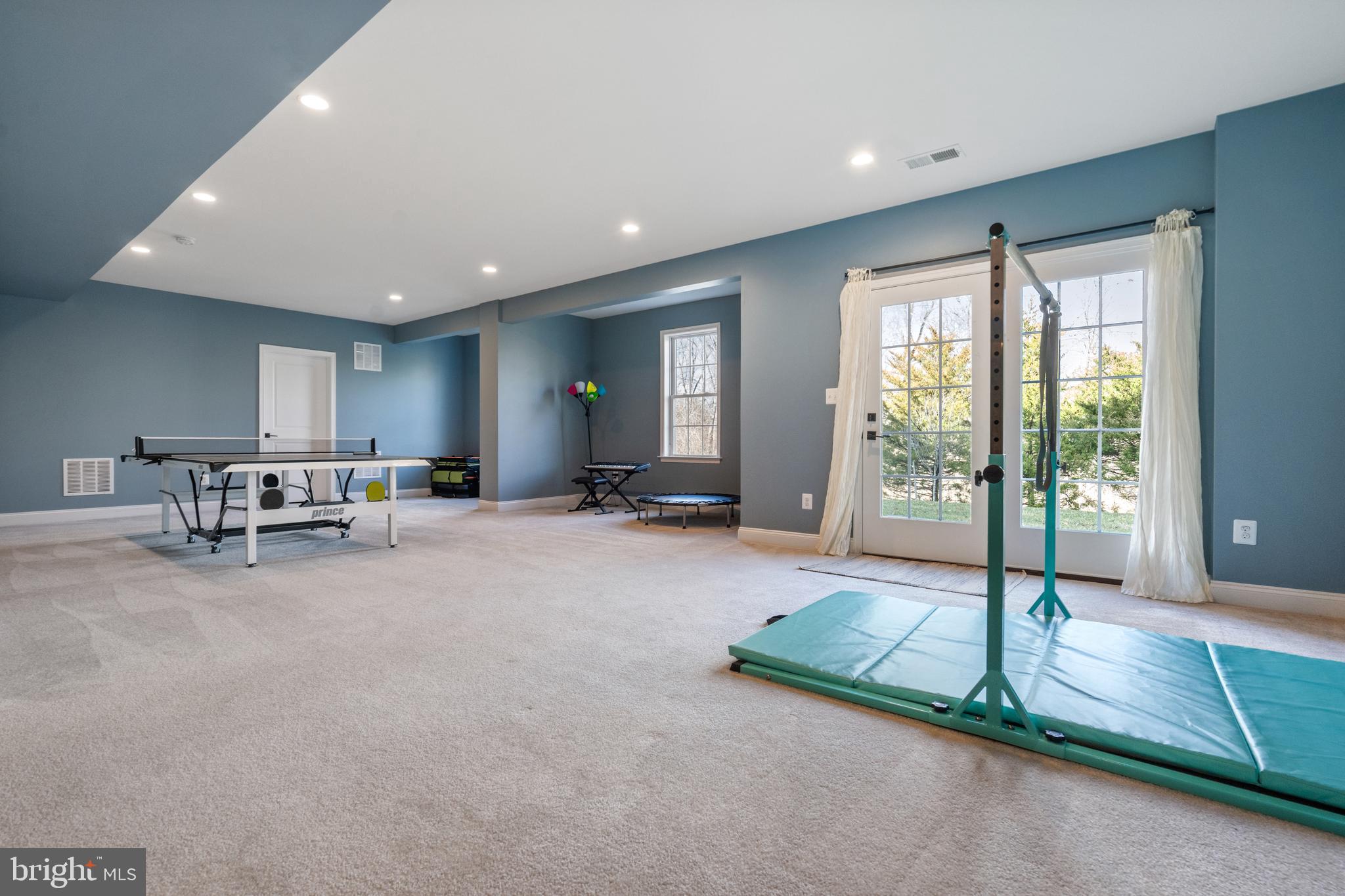 DOMINION VALLEY COUNTRY CLUB - Residential