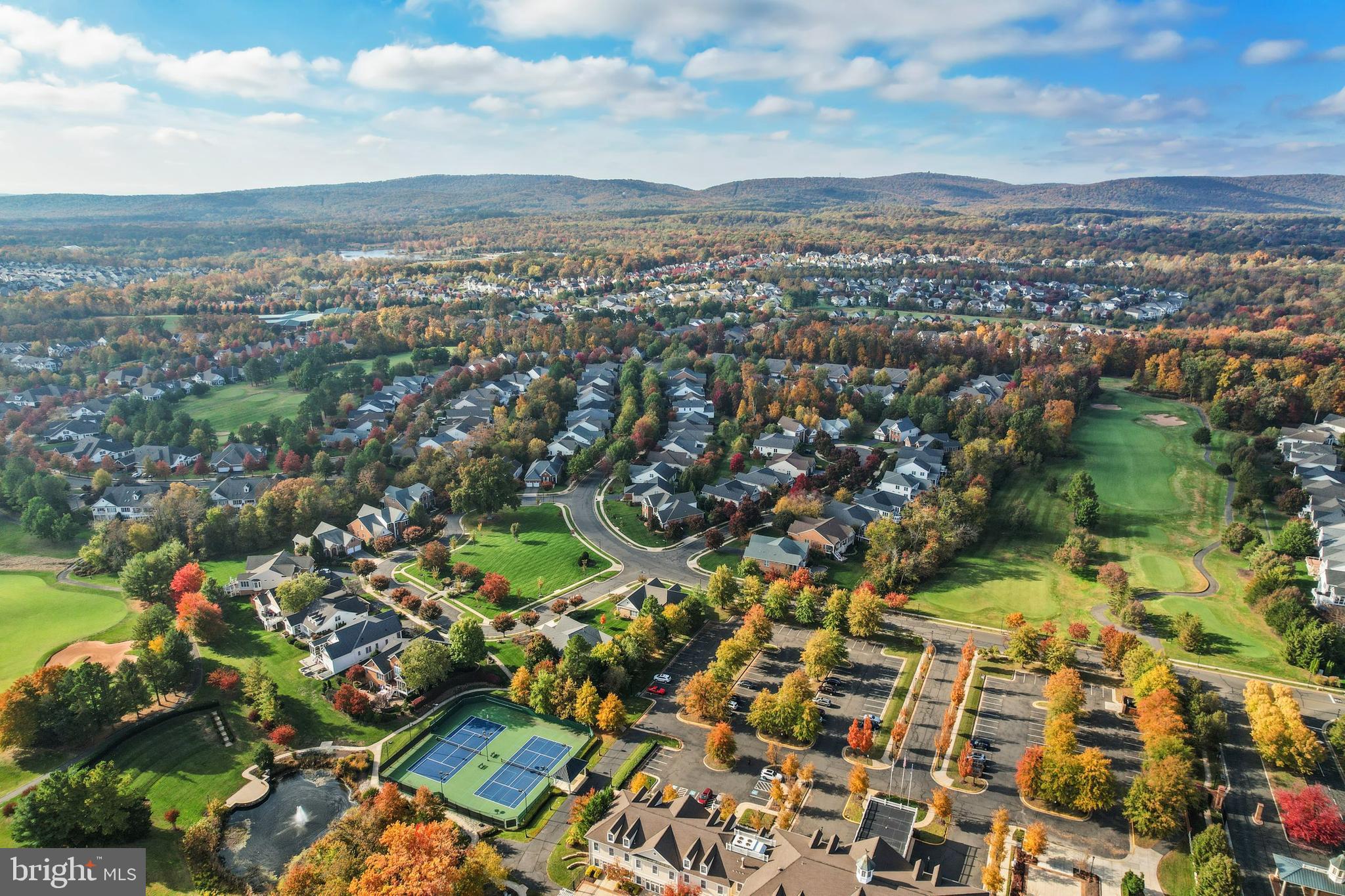 DOMINION VALLEY COUNTRY CLUB - Residential