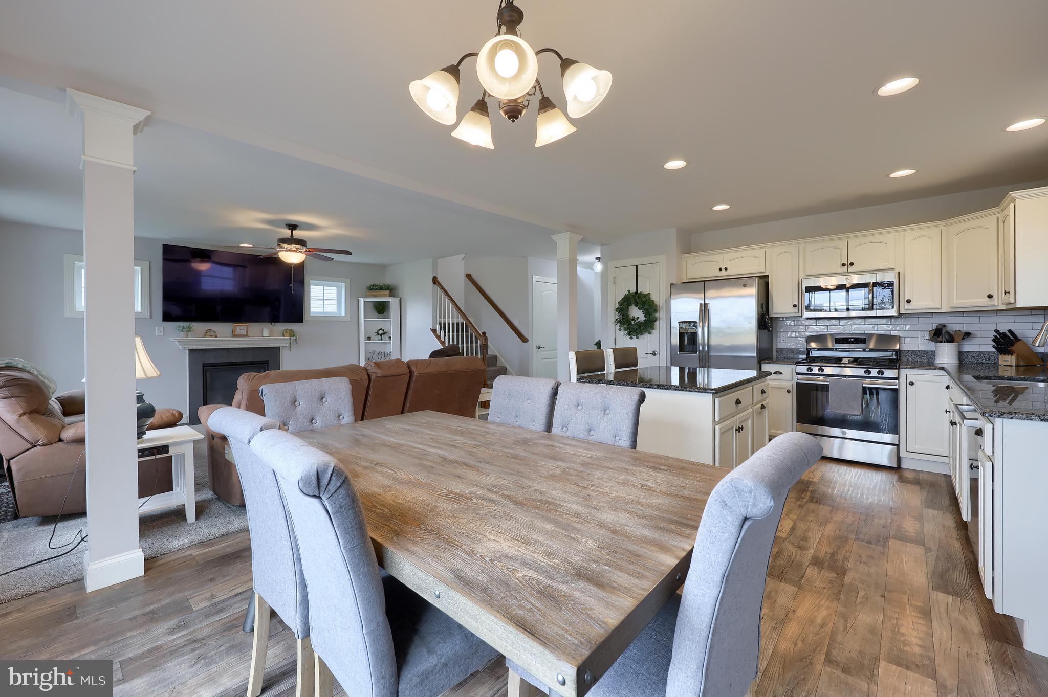 ELM TREE - Residential