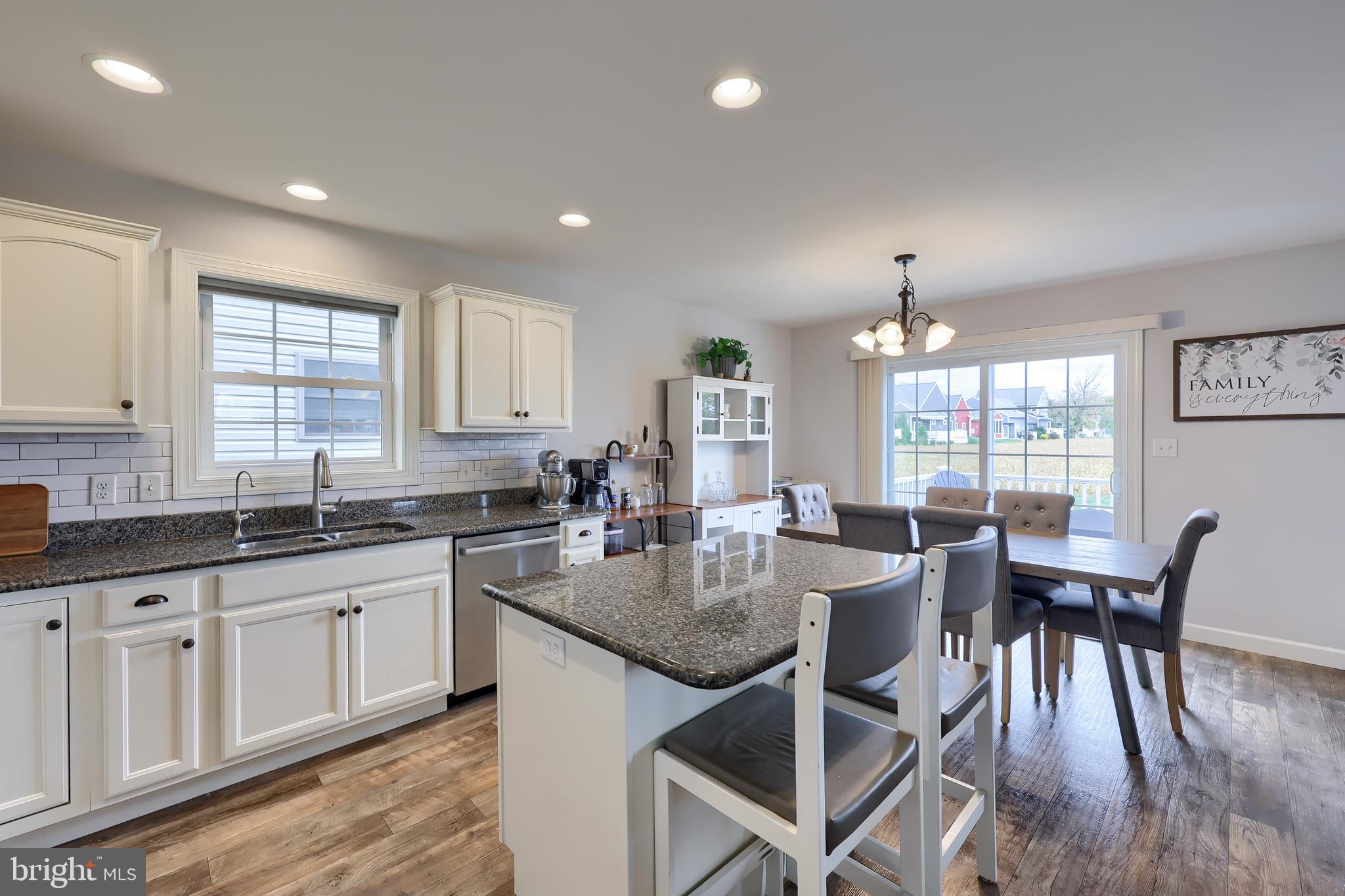 1400 FIELDSTONE DRIVE