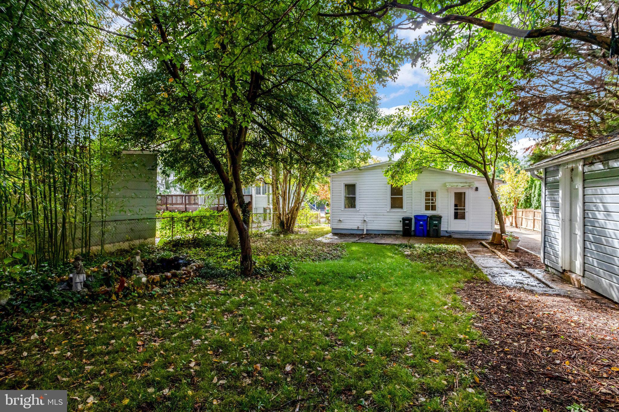 LYON VILLAGE - Residential