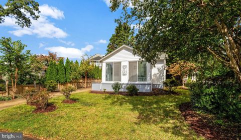 2621 2ND ROAD N ARLINGTON VA 22201
