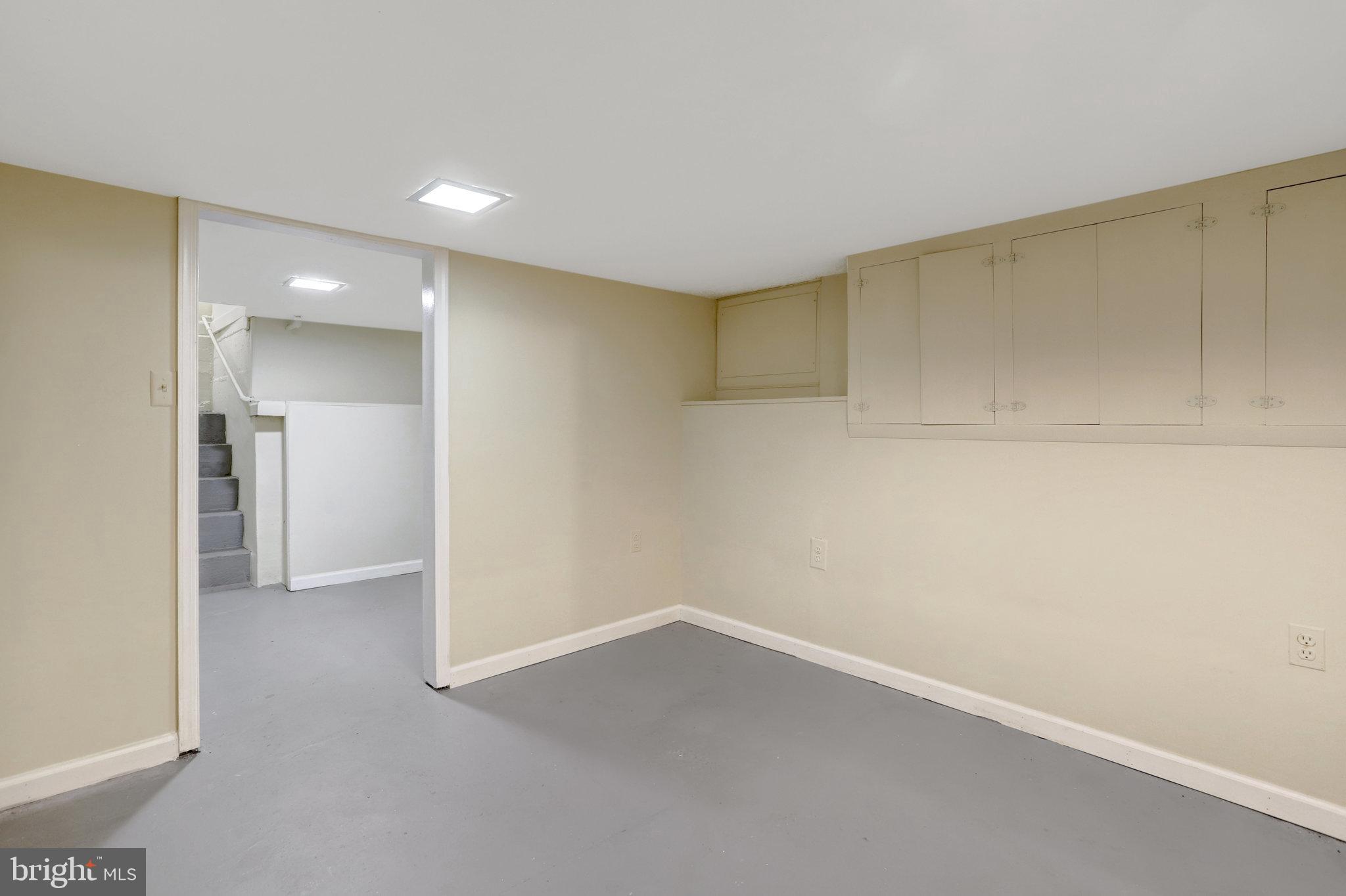 LYON VILLAGE - Residential