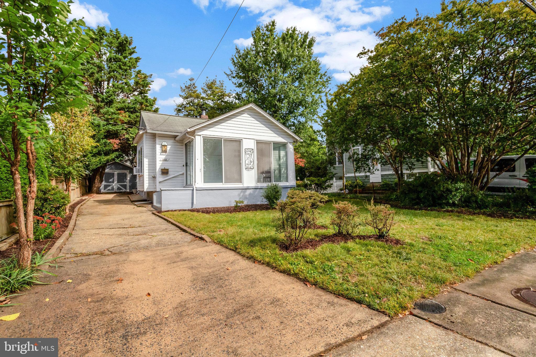 2621 2ND ROAD N