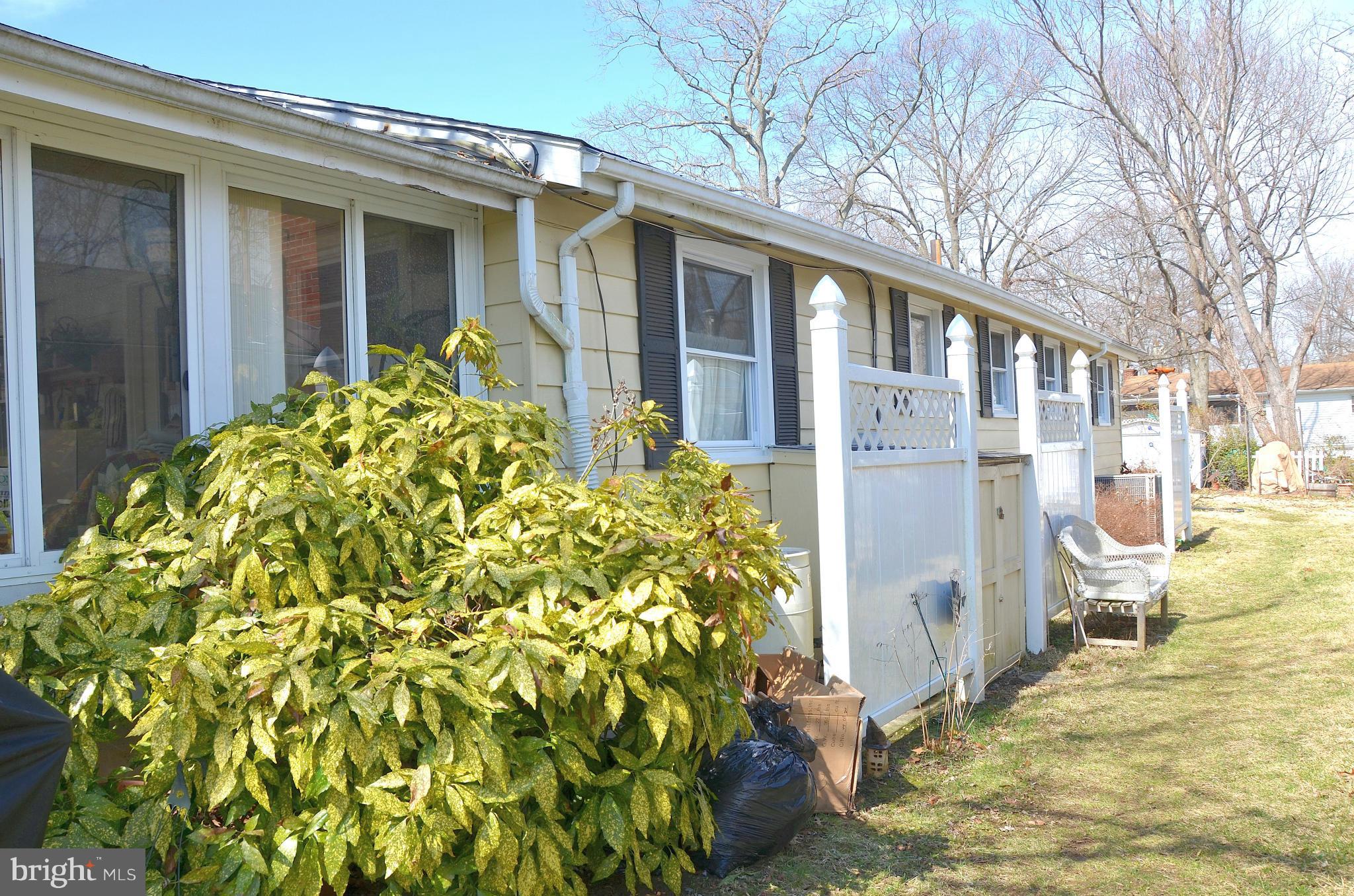 LOCH HAVEN BEACH - Residential