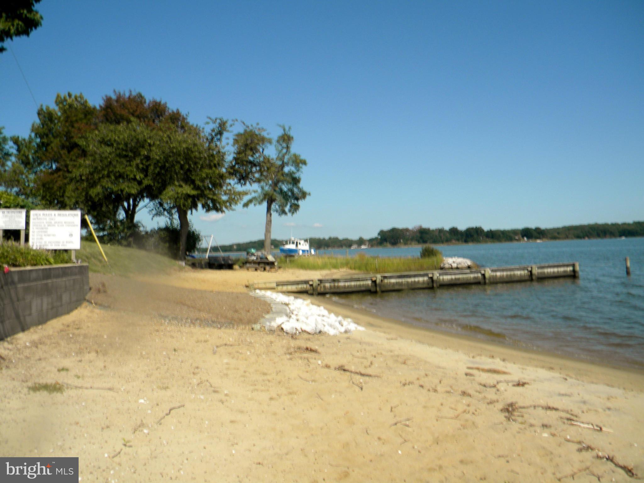 LOCH HAVEN BEACH - Residential