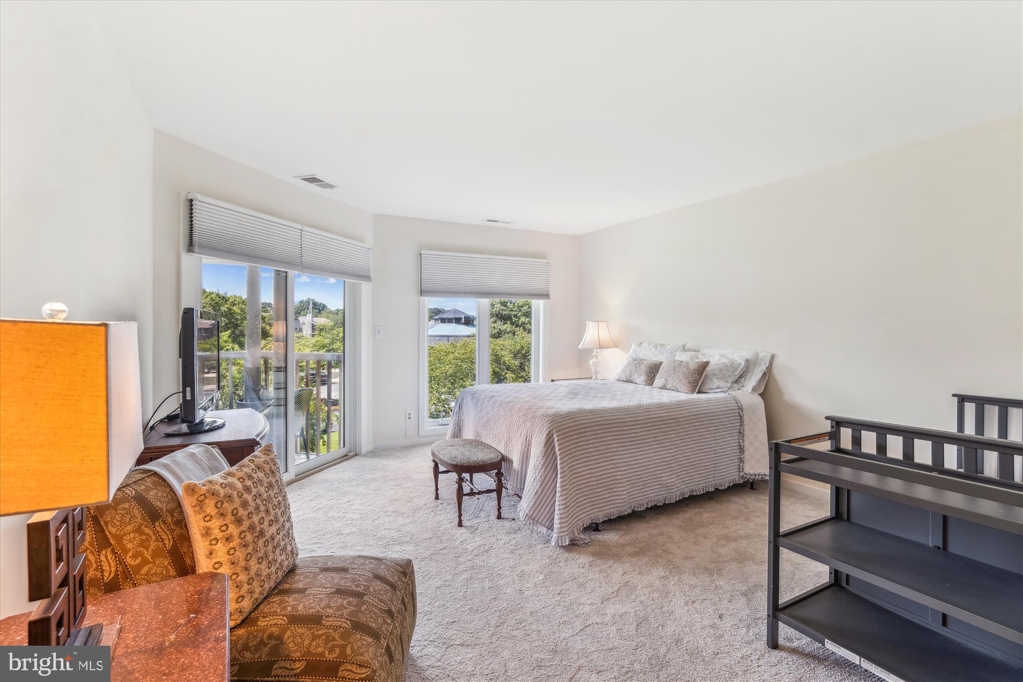 CHESAPEAKE HARBOUR - Residential