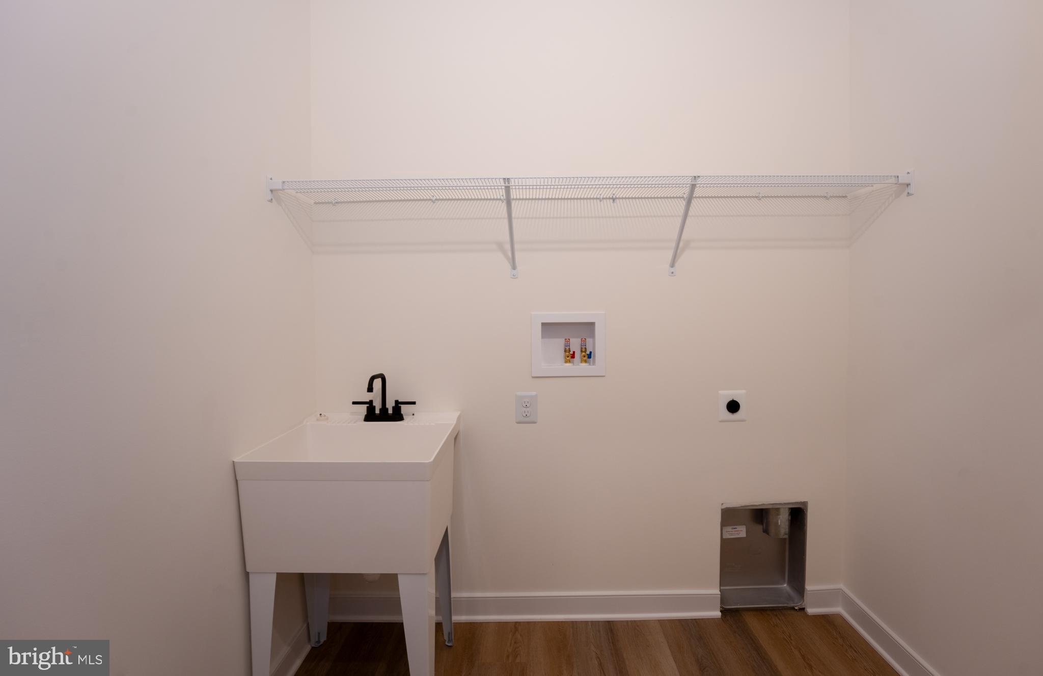 RIVER WILL - Residential