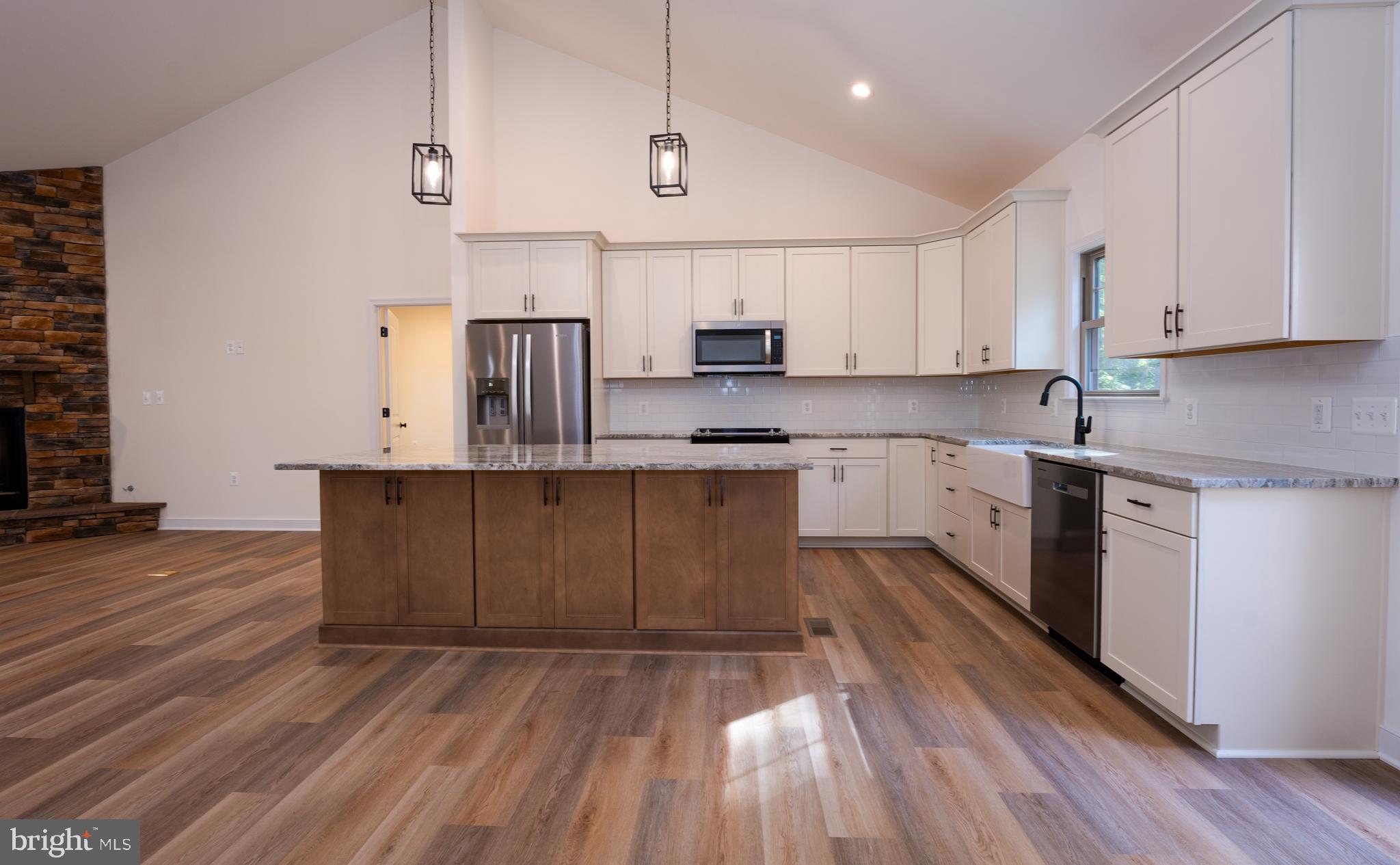 RIVER WILL - Residential