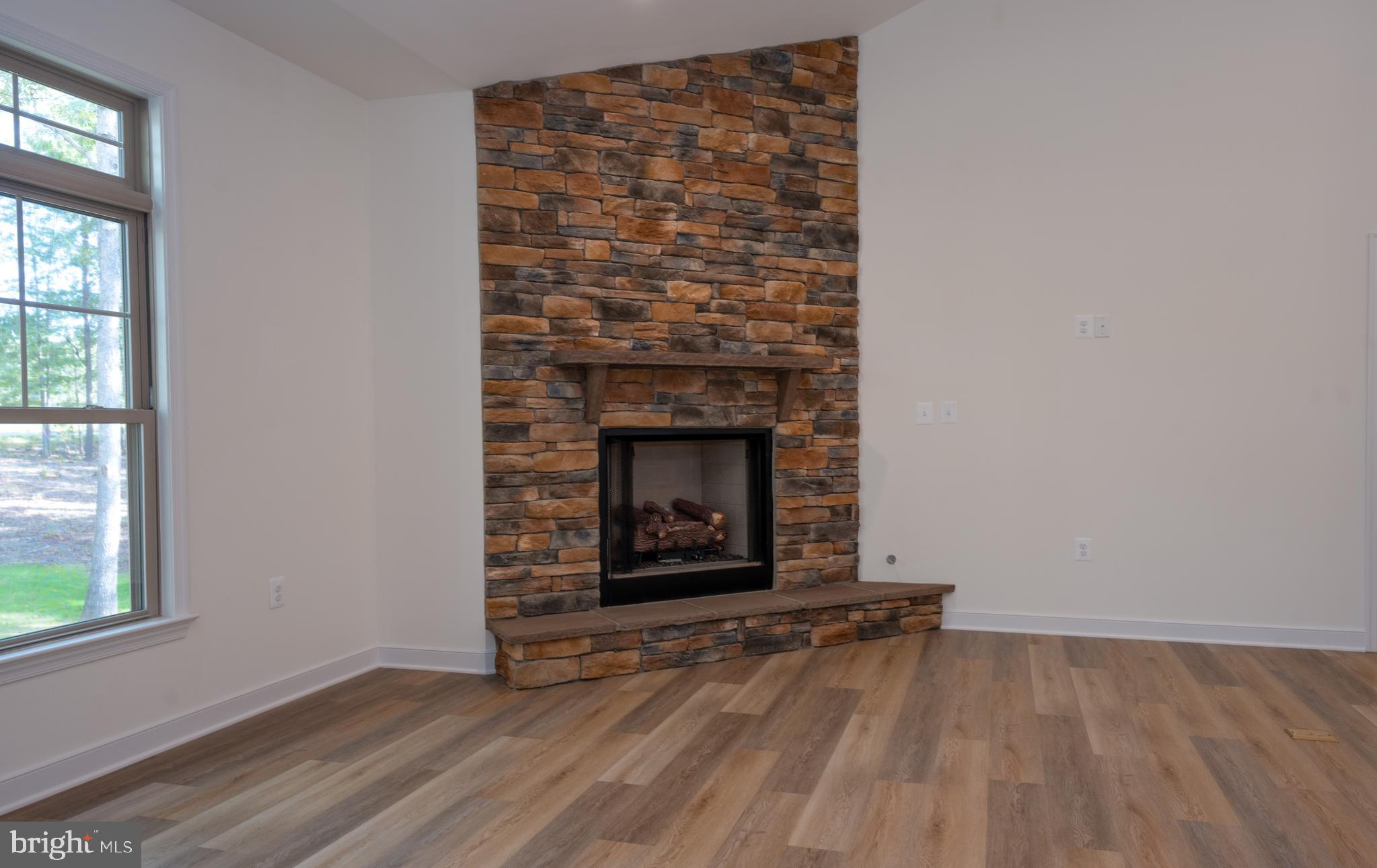 RIVER WILL - Residential