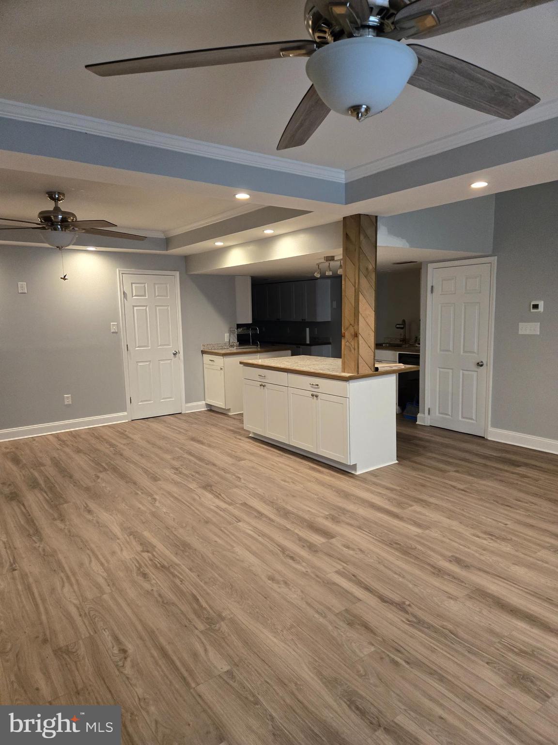 HOLLYWOOD - Residential Lease