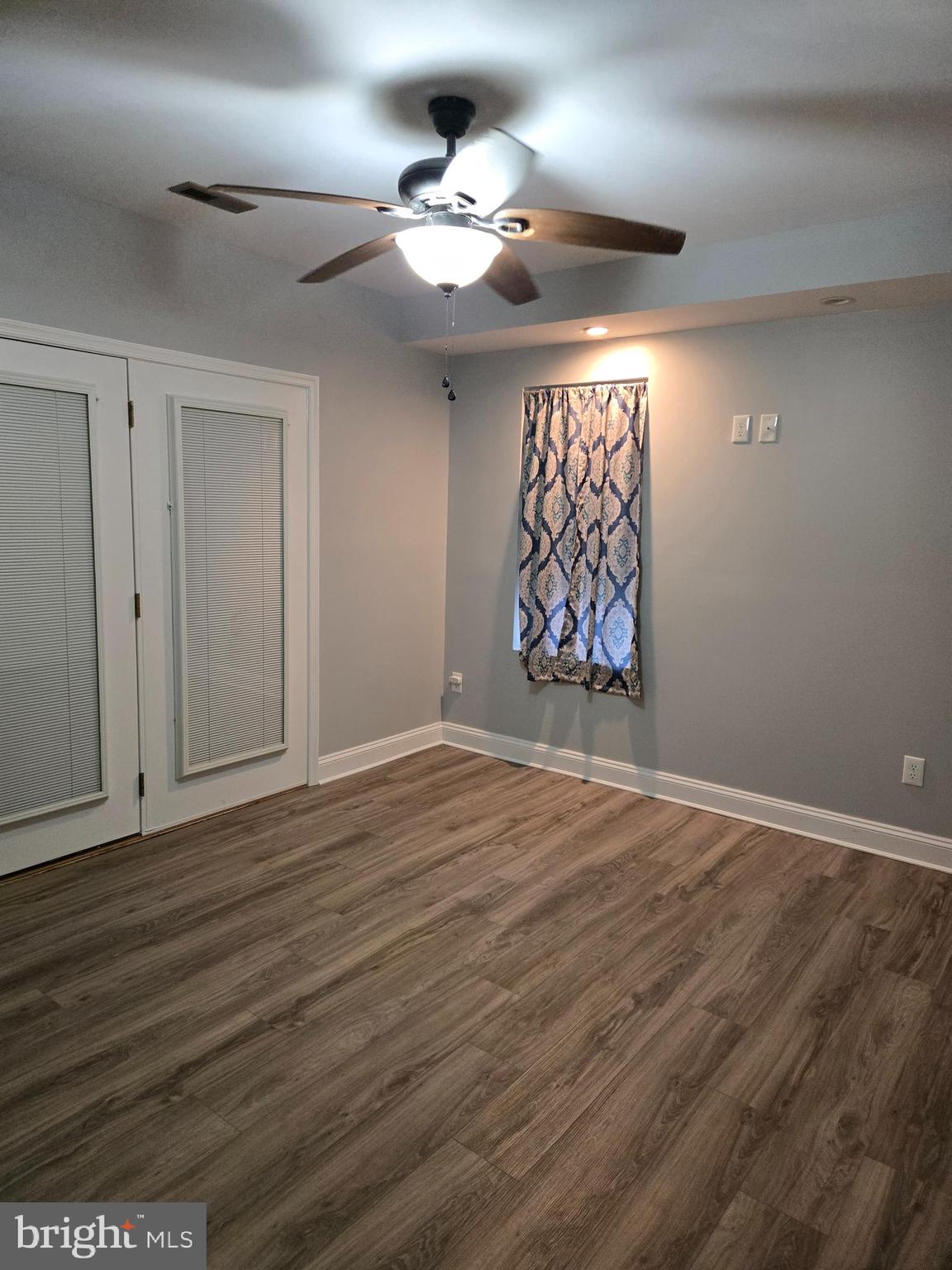 HOLLYWOOD - Residential Lease