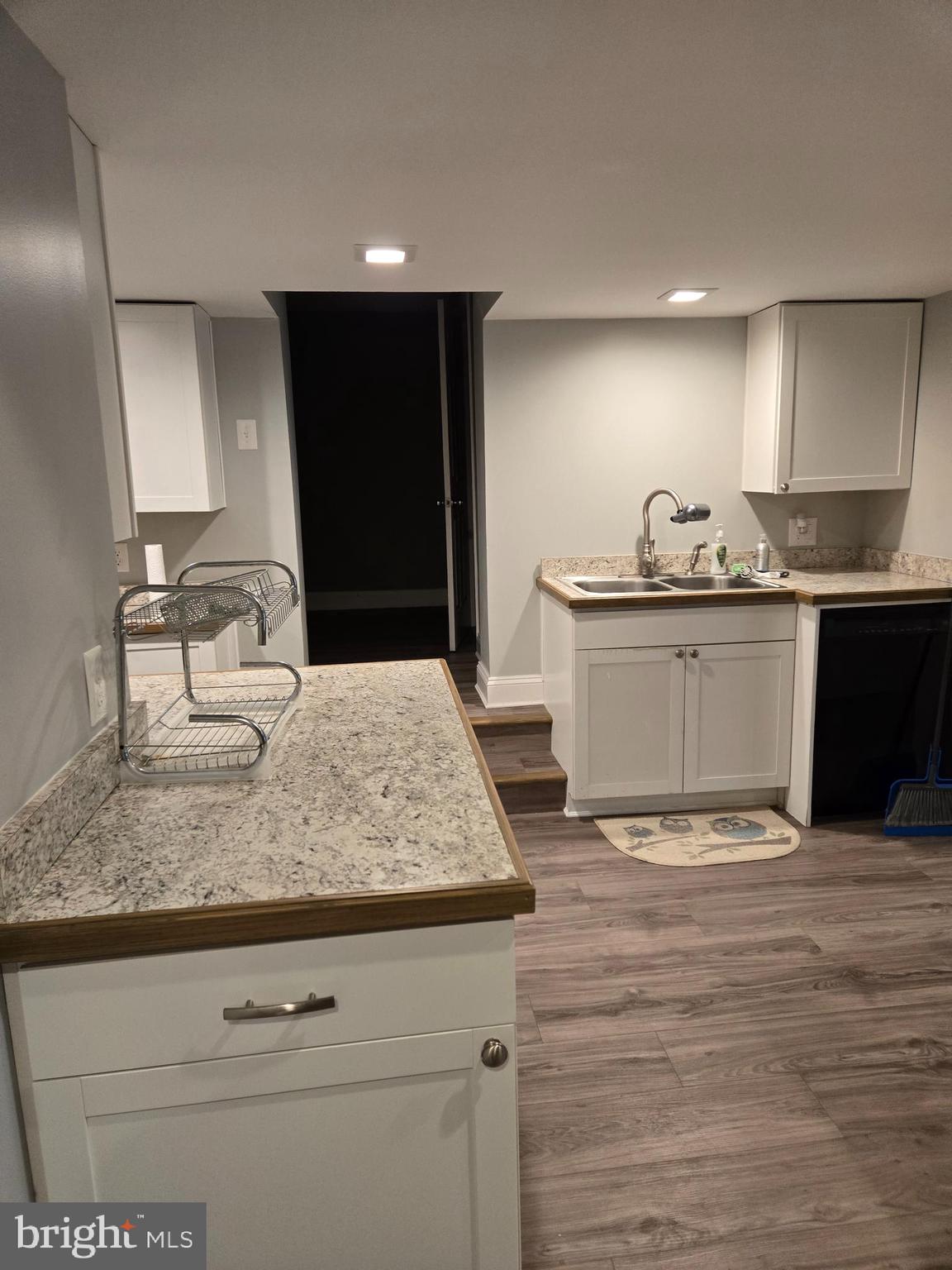 HOLLYWOOD - Residential Lease