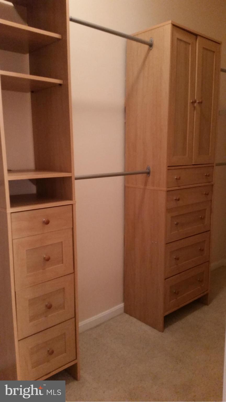 REDWOOD LAKES - Residential Lease