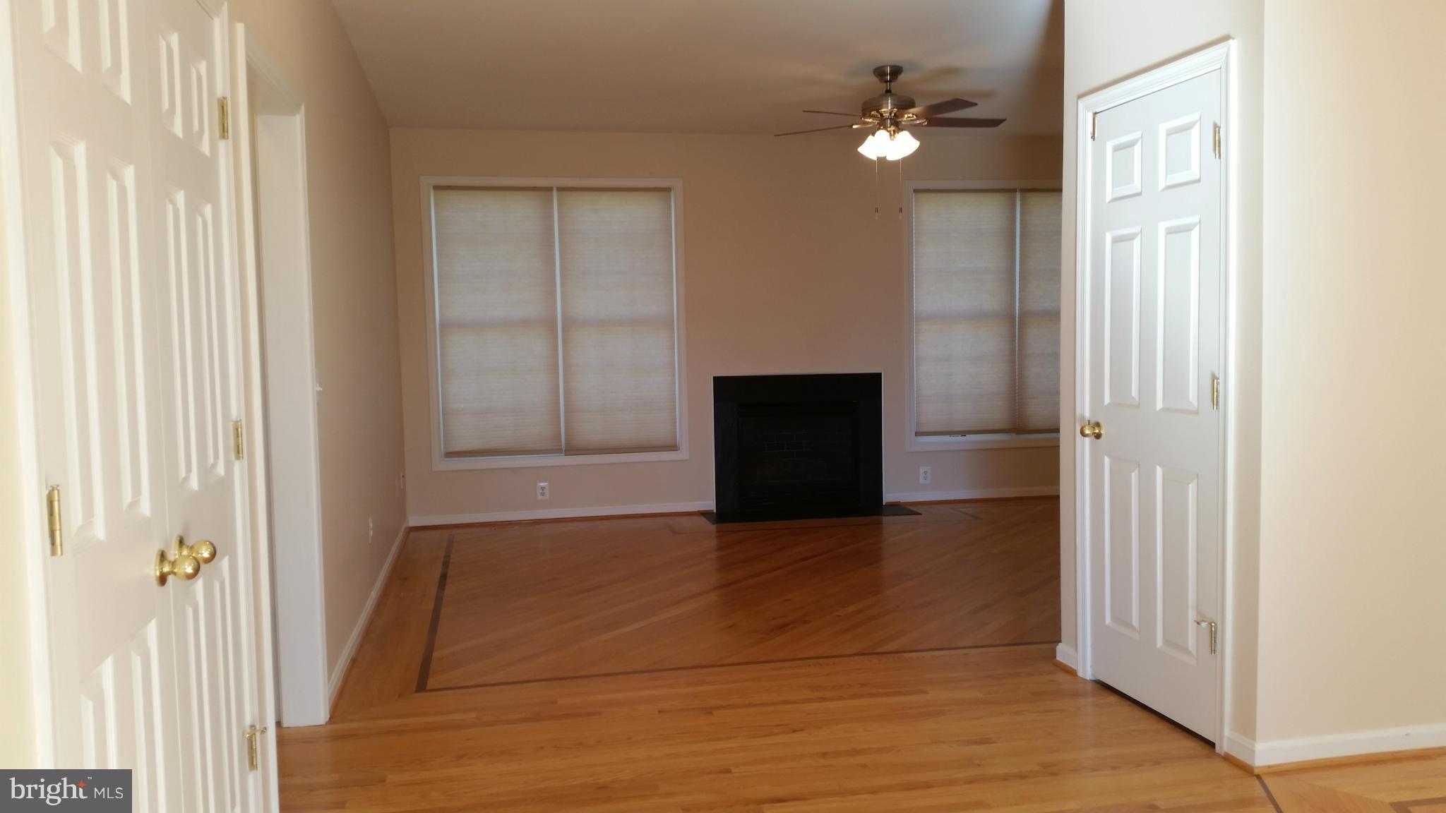 REDWOOD LAKES - Residential Lease