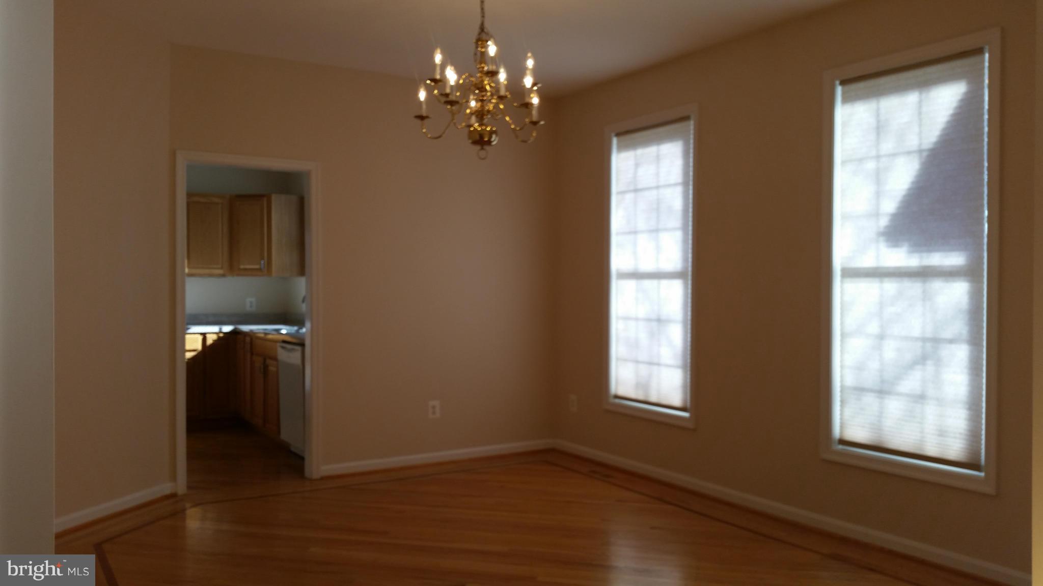 REDWOOD LAKES - Residential Lease