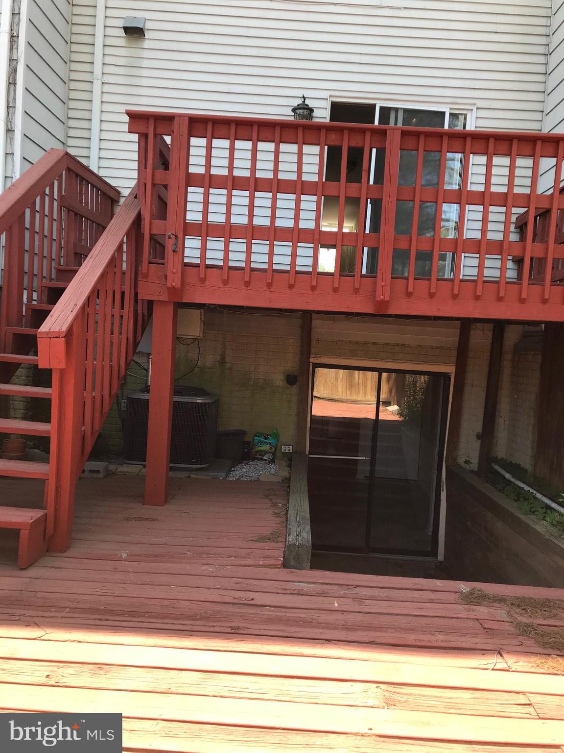 WOODLAWN MEWS - Residential Lease