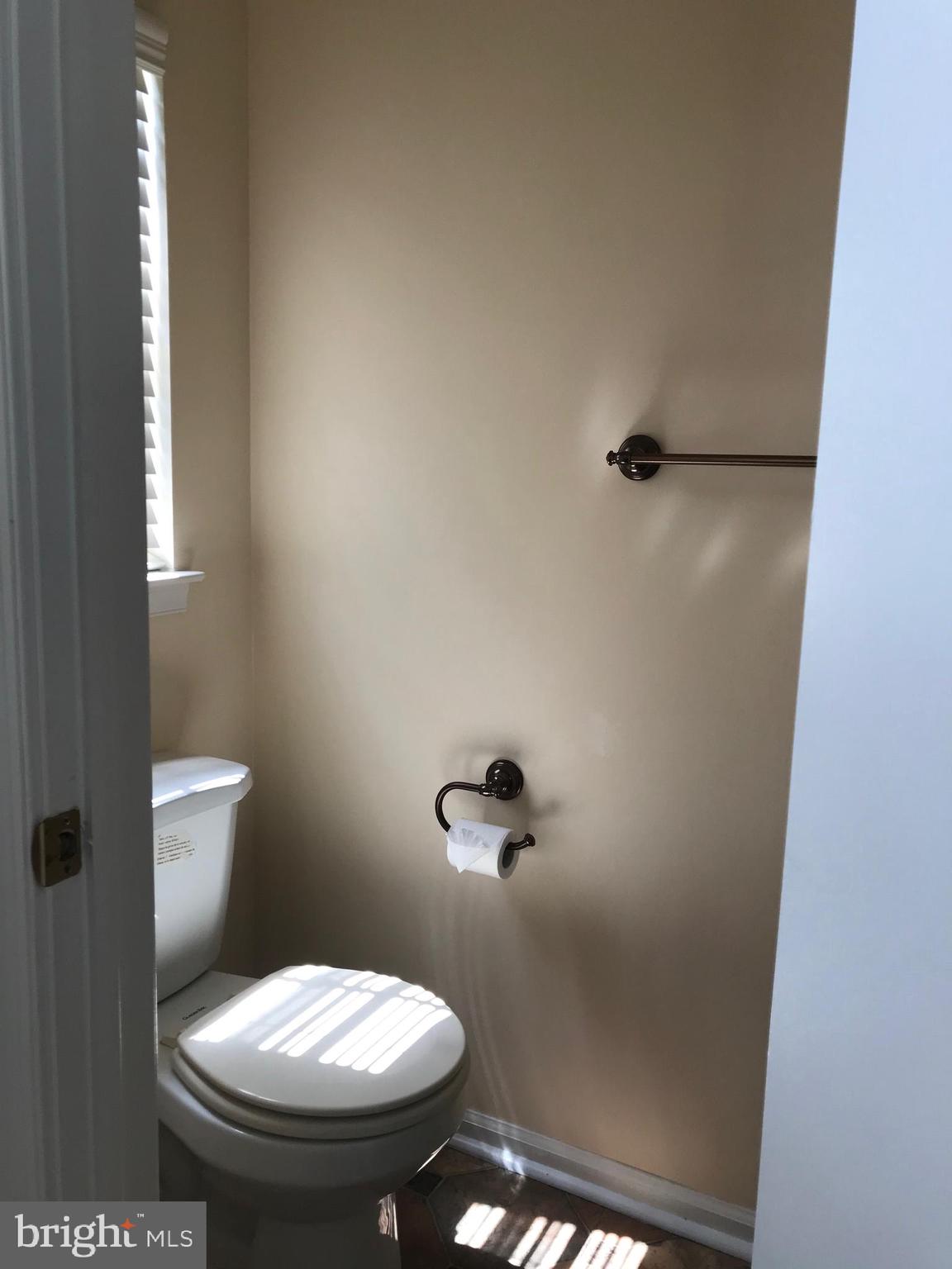 WOODLAWN MEWS - Residential Lease