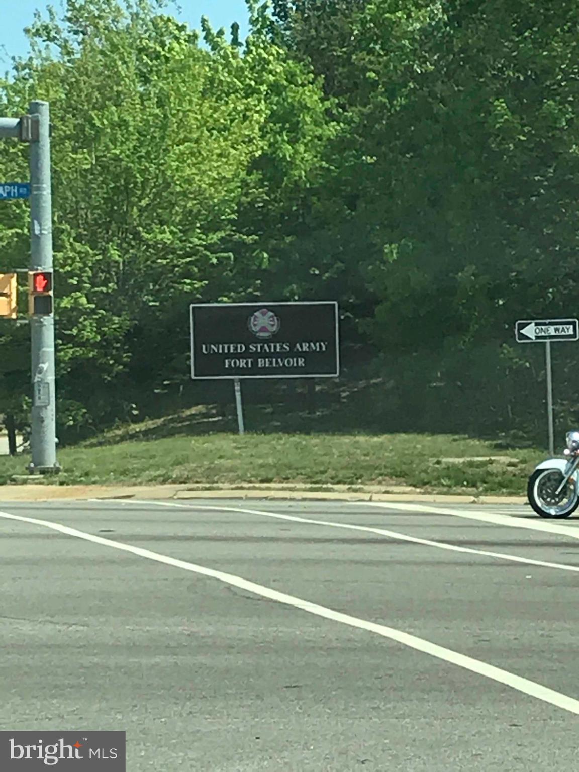 WOODLAWN MEWS - Residential Lease