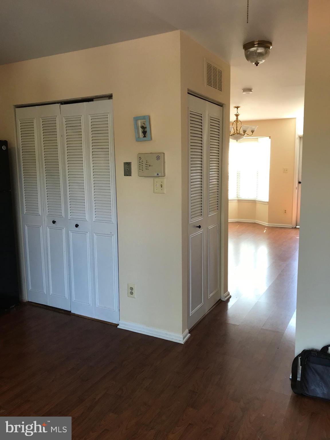 WOODLAWN MEWS - Residential Lease