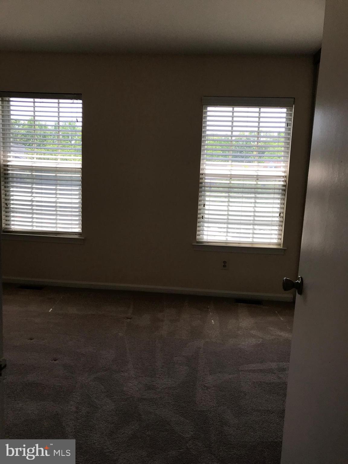 WOODLAWN MEWS - Residential Lease