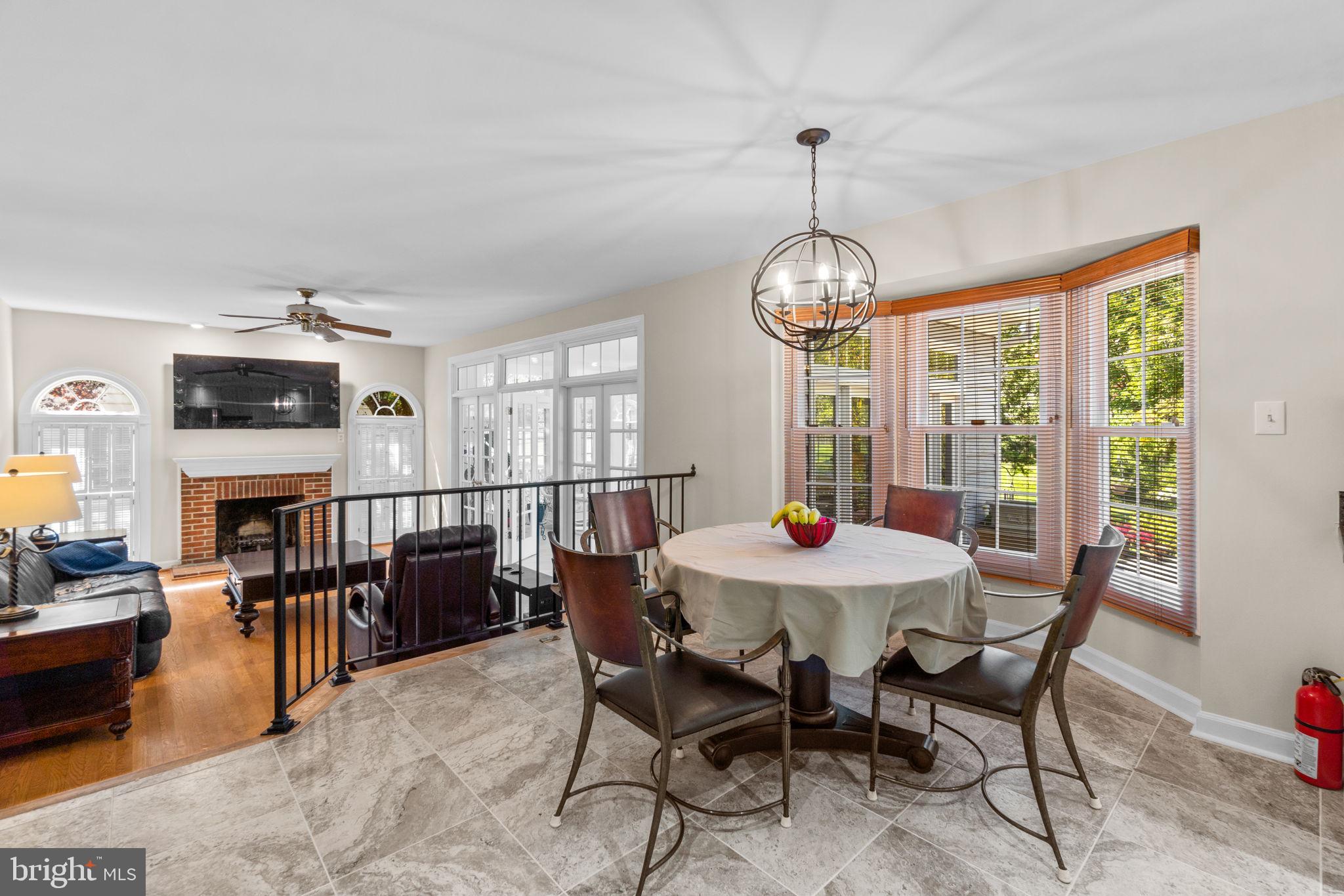 BURLEIGH MANOR - Residential