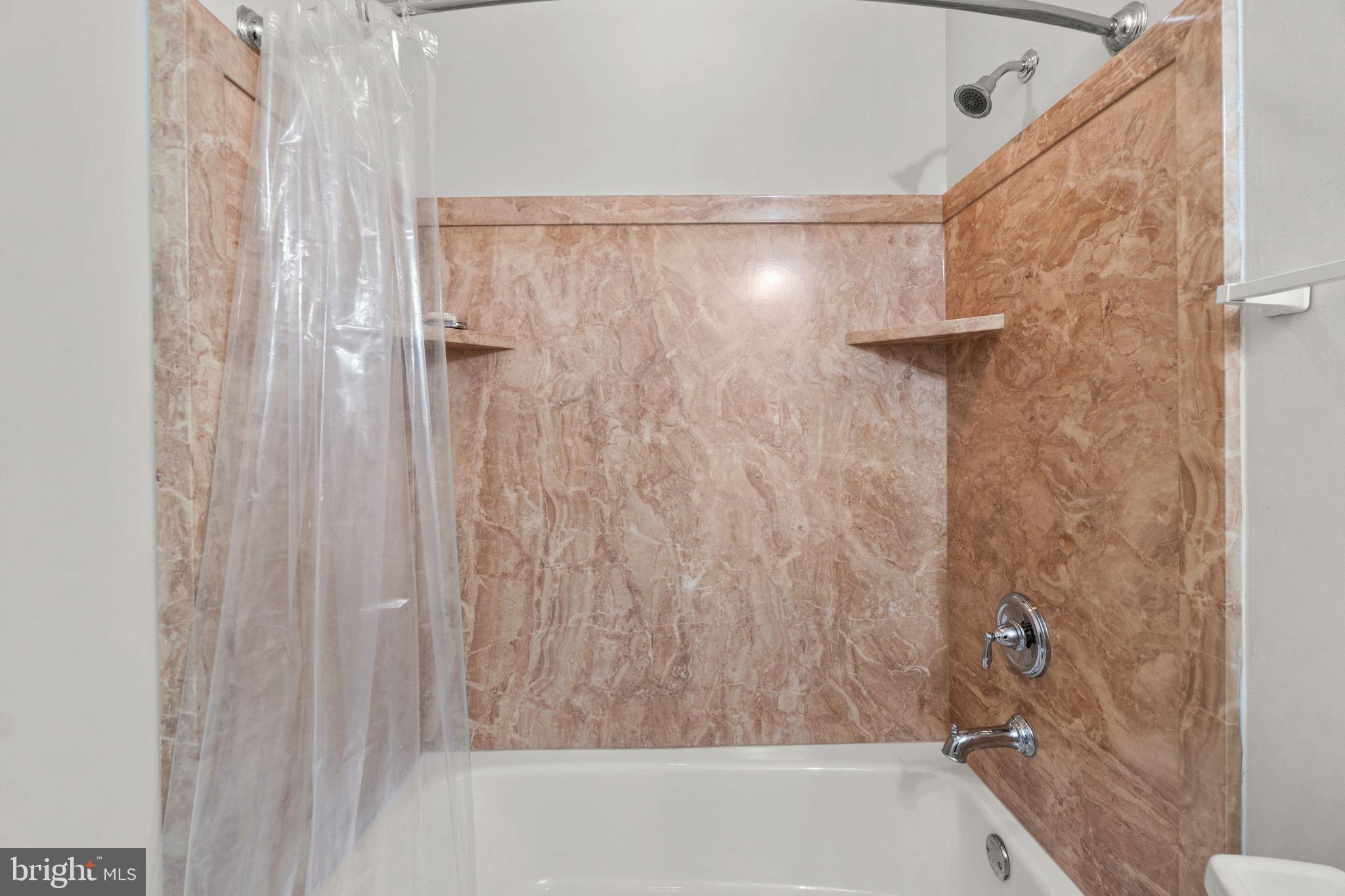 BURLEIGH MANOR - Residential