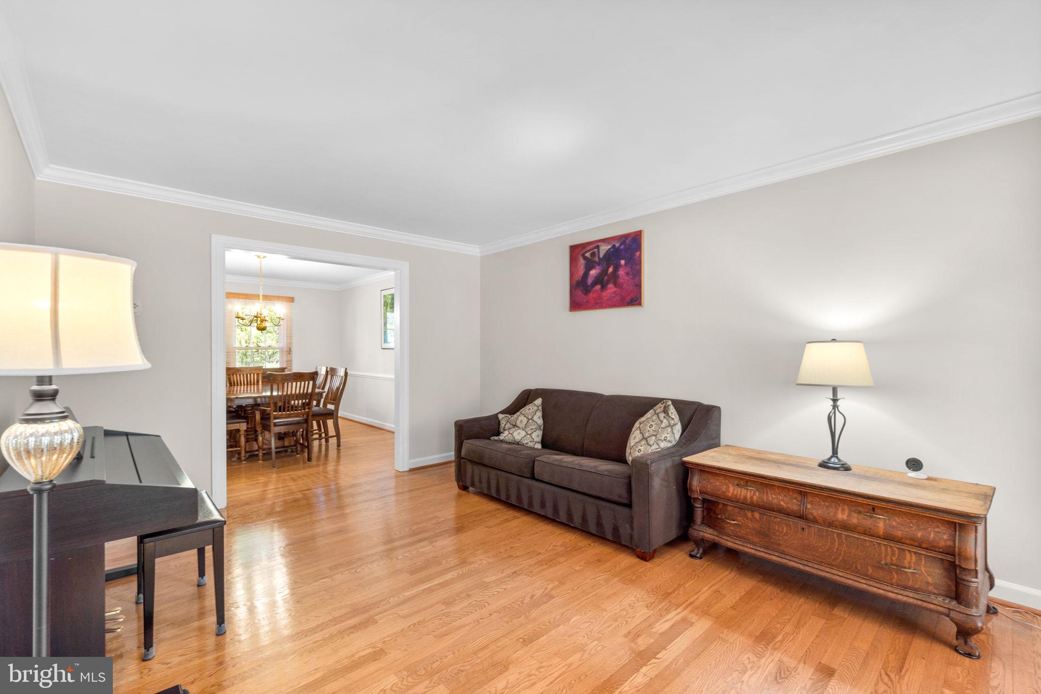 BURLEIGH MANOR - Residential