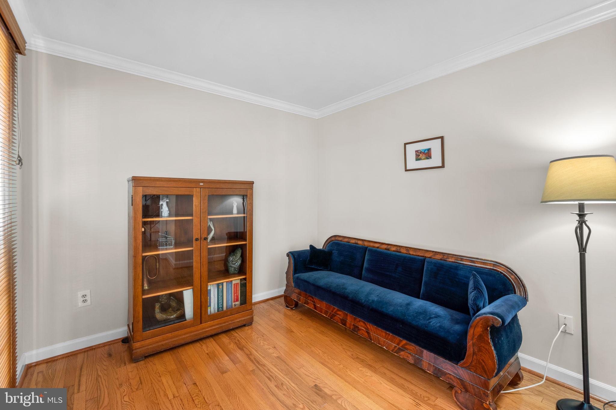 BURLEIGH MANOR - Residential