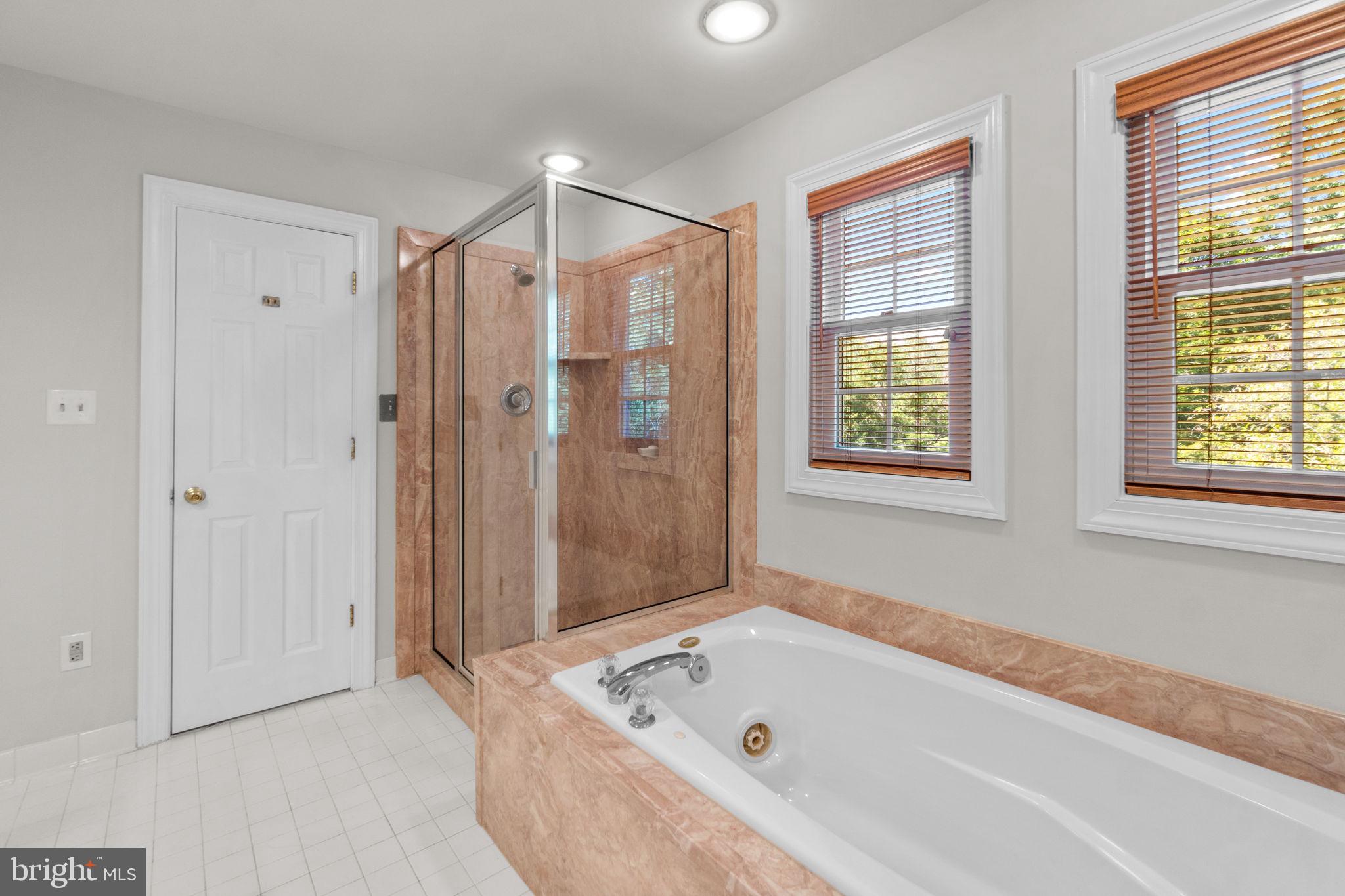 BURLEIGH MANOR - Residential