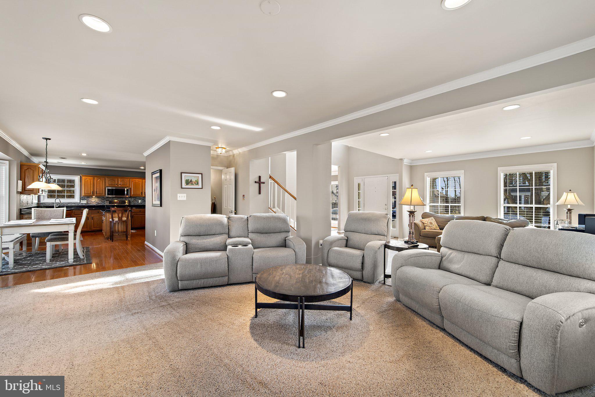 BRIDLEWOOD - Residential