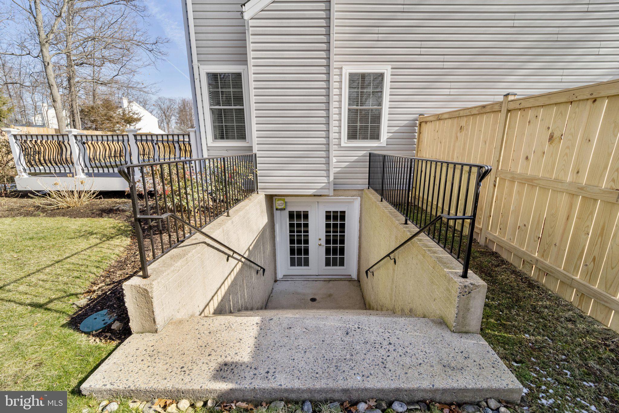 BRIDLEWOOD - Residential