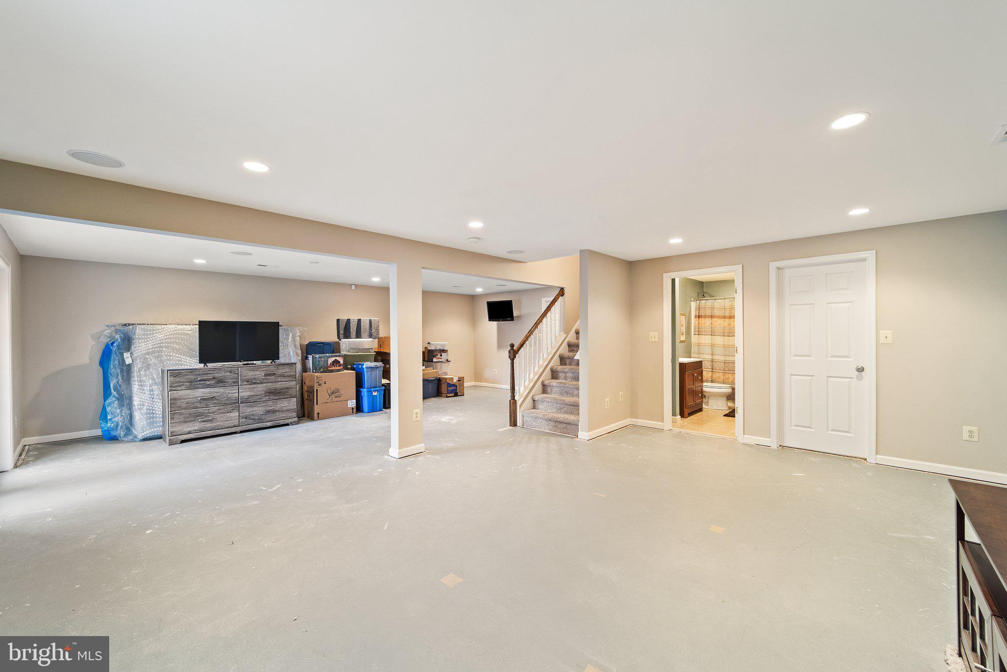 BRIDLEWOOD - Residential