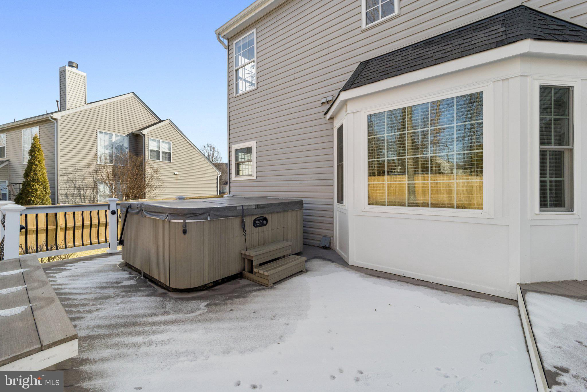 BRIDLEWOOD - Residential