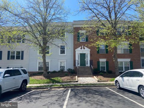 Photo of 113 Prosperity Avenue SE #C, LEESBURG, VA 20175 (MLS # VALO2120122)