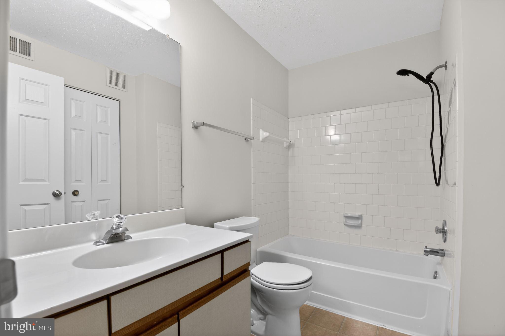 FOX CHAPEL - Residential