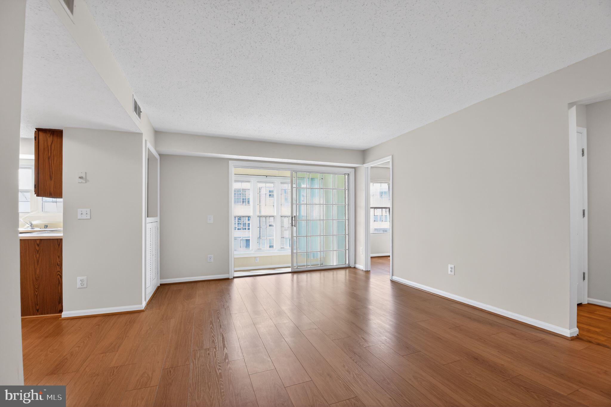 FOX CHAPEL - Residential