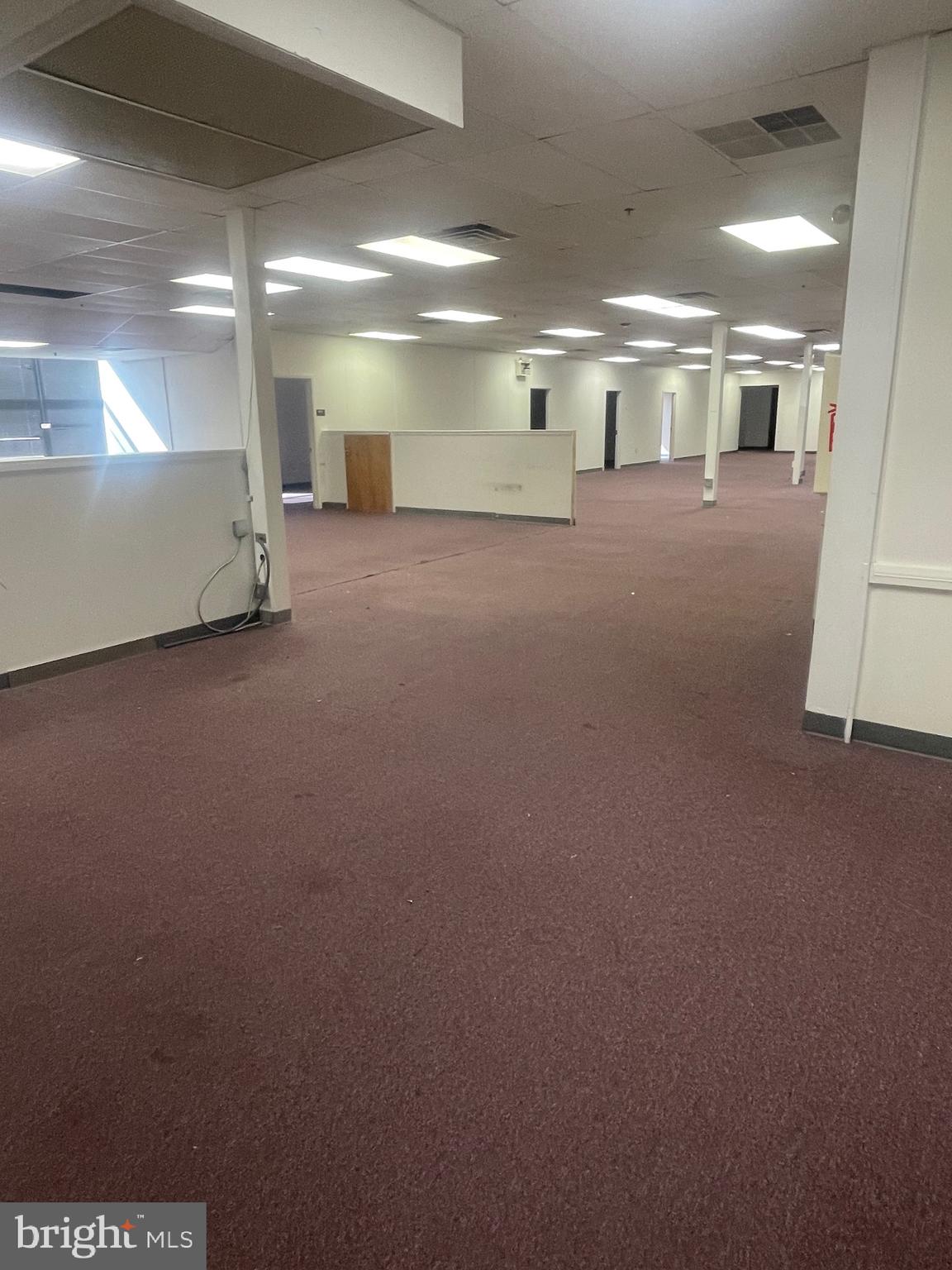 1200 VETERANS HIGHWAY G - WING