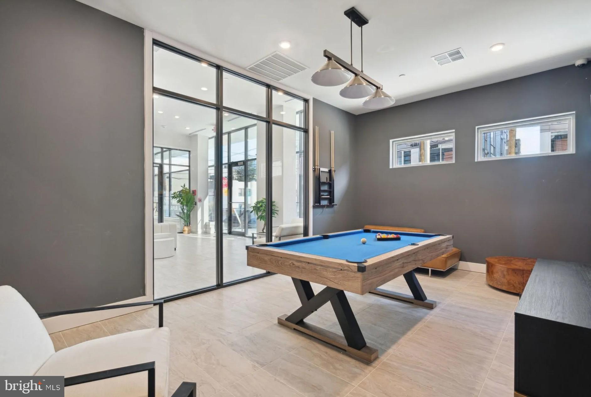 SOUTH KENSINGTON - Residential Lease