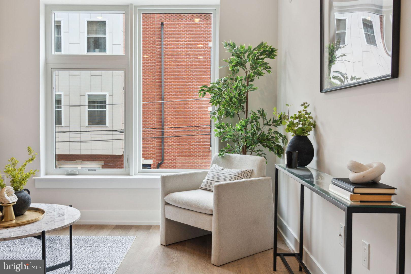 SOUTH KENSINGTON - Residential Lease