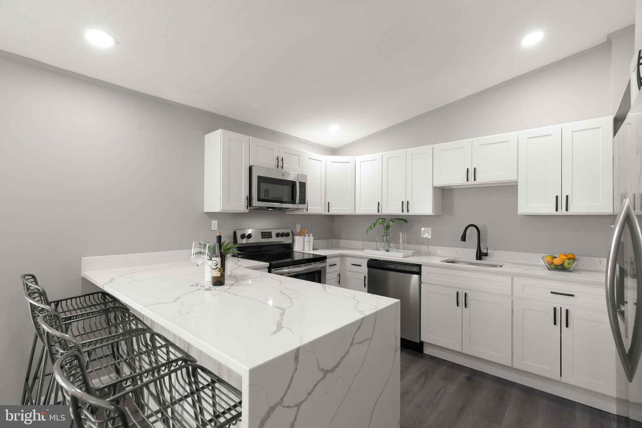 BELLE FARM ESTATES - Residential