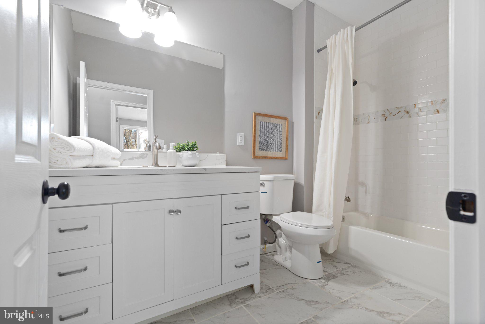 BELLE FARM ESTATES - Residential